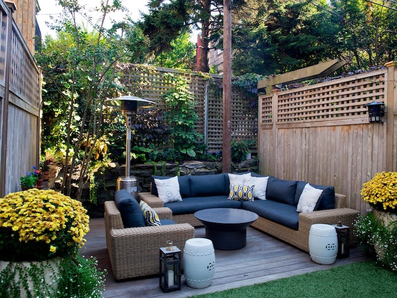 10 Tips For Choosing The Right Outdoor Furniture and Accessories For Your Home - Measure The Space