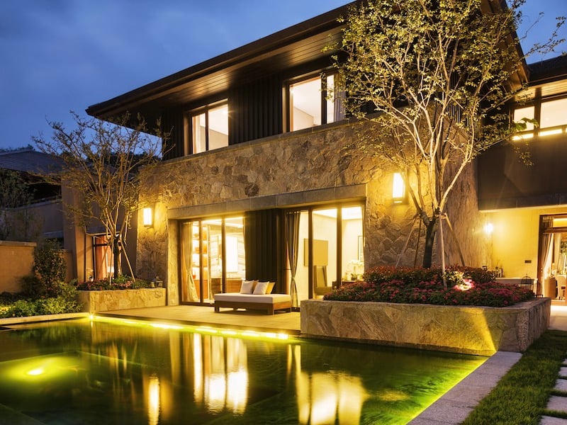 10 Tips For Outdoor Living Design - Outdoor Lighting