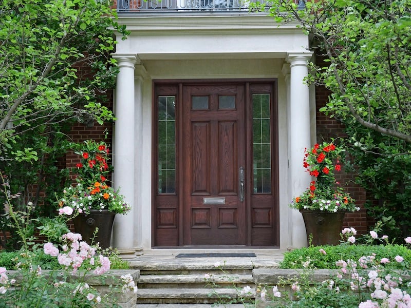 10 Ways To Spruce Up Your Front Porch For Fall - Add Color With Seasonal Flowers