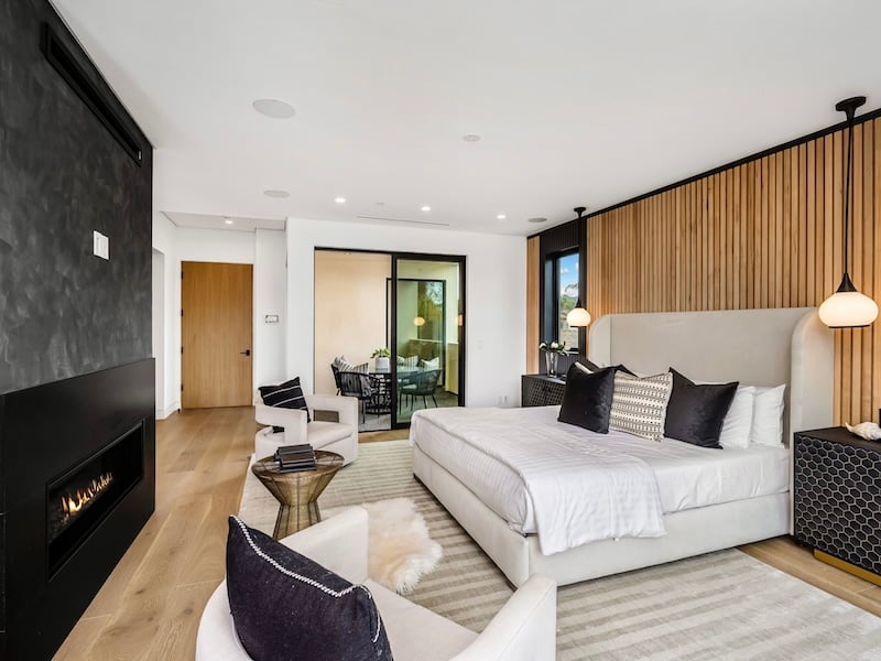 A Guide To Remodeling vs. Custom Homebuilding - Lifestyle and Customization Considerations