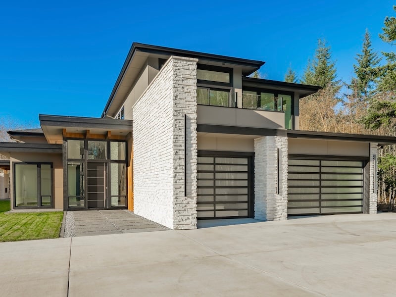 A Guide To Remodeling vs. Custom Homebuilding - Sustainability and Energy Efficiency