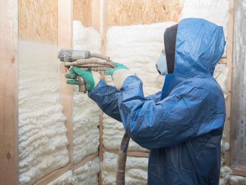 An Overview Of Types Of Insulation - Sprayed Or Foamed