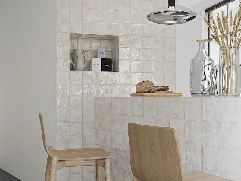 Architessa Square Glossy White Tile Accent Wall Kitchen manta wall_karui_ivory_install 2