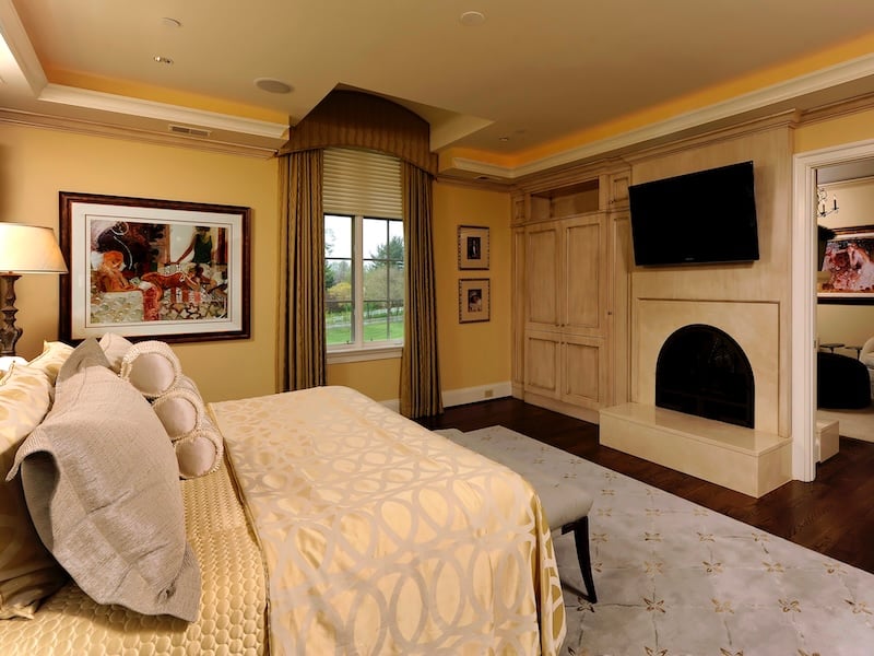 Fireplace Design Ideas For Custom Homes and Major Remodels - Light-Colored Mantel Design For Smaller Rooms