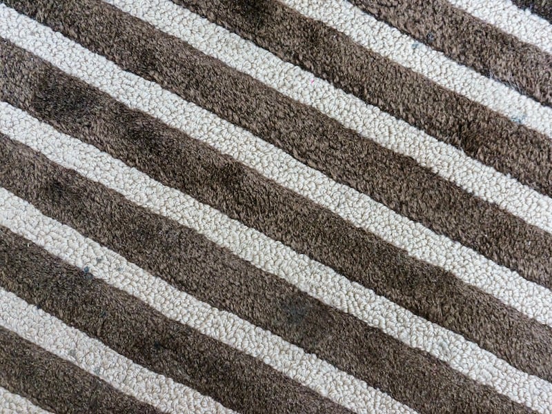 How To Choose Carpeting For Your Home - Textured Cut and Loop Pile