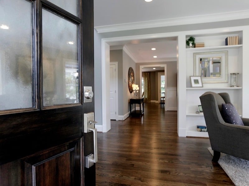How To Choose Hardwood Flooring That Is Perfect For Your Home - Stain and Finish