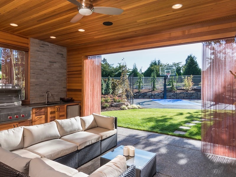 How To Design The Perfect Outdoor Living Space - Sport Court