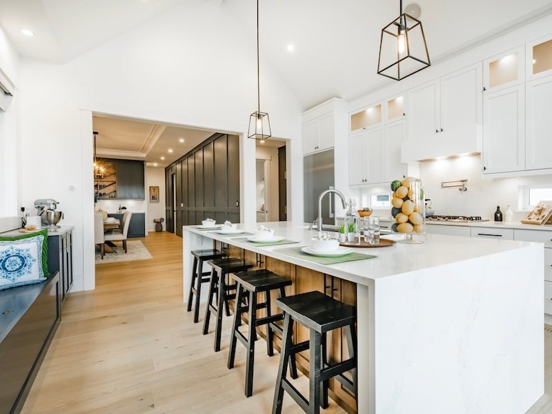 How To Select The Ideal Hardwood Flooring For Your Home