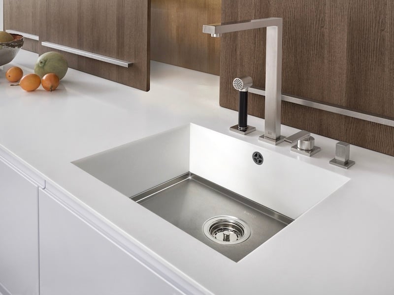 Our Guide To Selecting A Material For Your Kitchen Sink