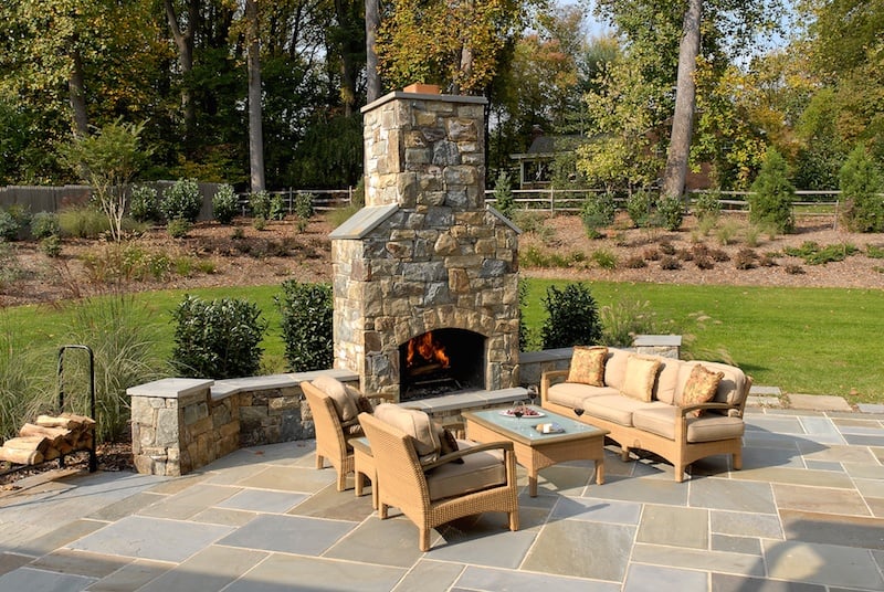 9_Tips_For_Outdoor_Living_Design_6